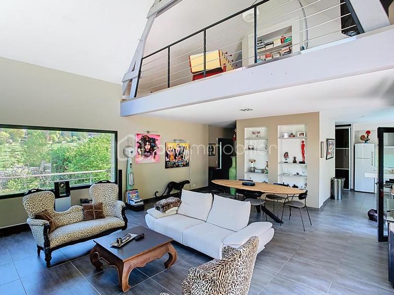 Maison d'architecte - 199 m² - 6 pièces