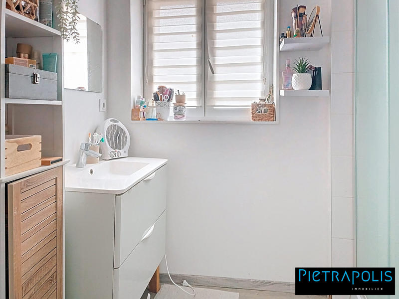 Maison - 92 m² - 4 pièces