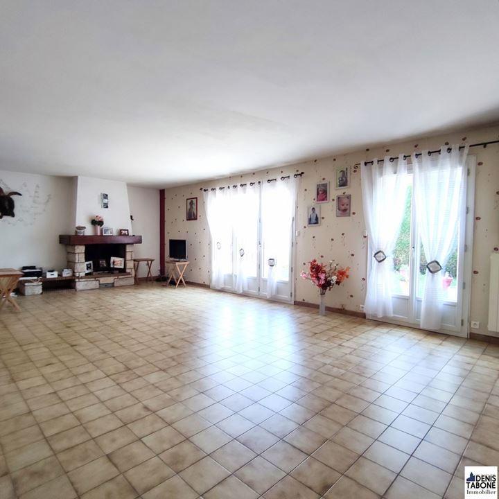 Maison traditionnelle - 114 m² - 5 pièces