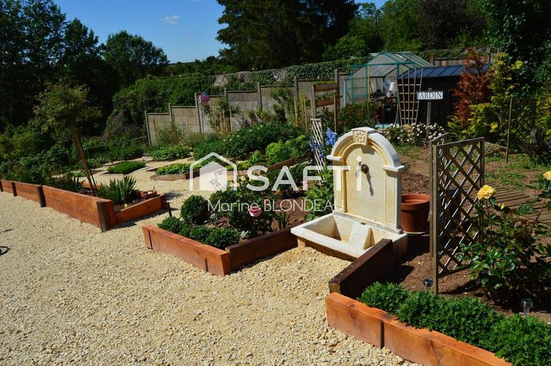 Maison - 357 m² - 7 pièces