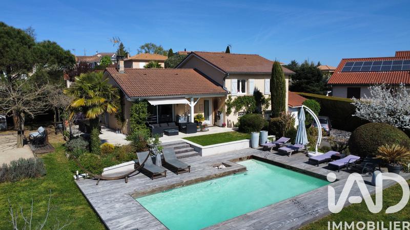 Maison - 145 m² - 5 pièces