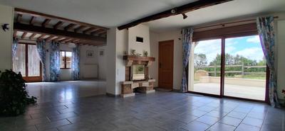 Maison - 185 m² - 6 pièces