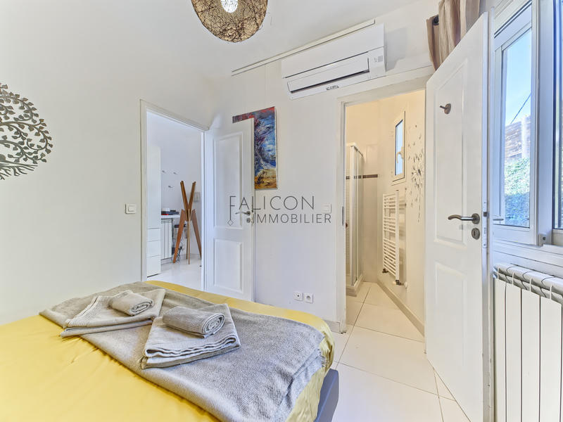 Villa - 165 m² - 6 pièces