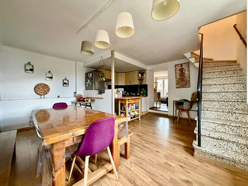 Maison - 96 m² - 4 pièces