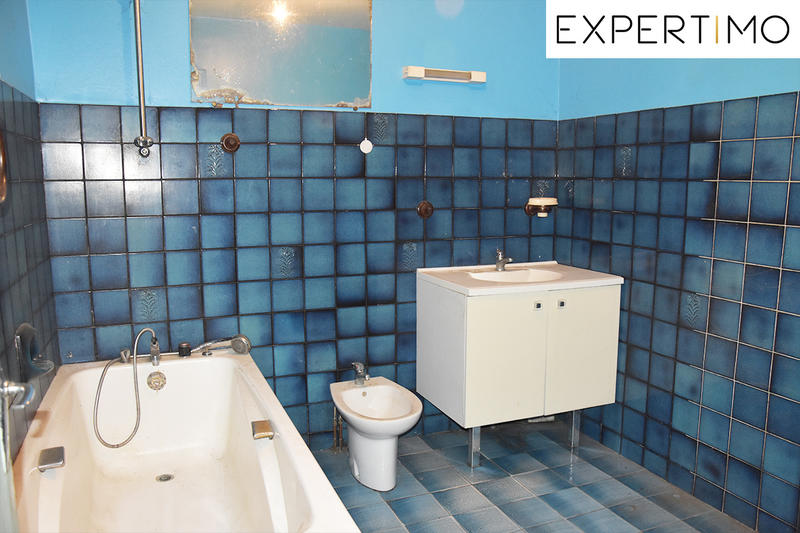 Maison - 230 m² - 9 pièces