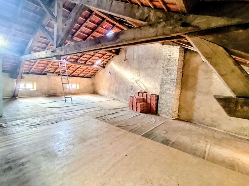 Immeuble - 369 m² - 20 pièces