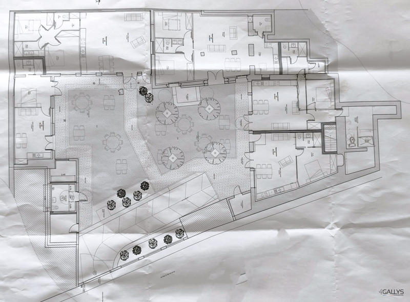 Local commercial - 408 m²