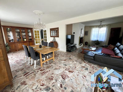 Maison - 183 m² - 7 pièces