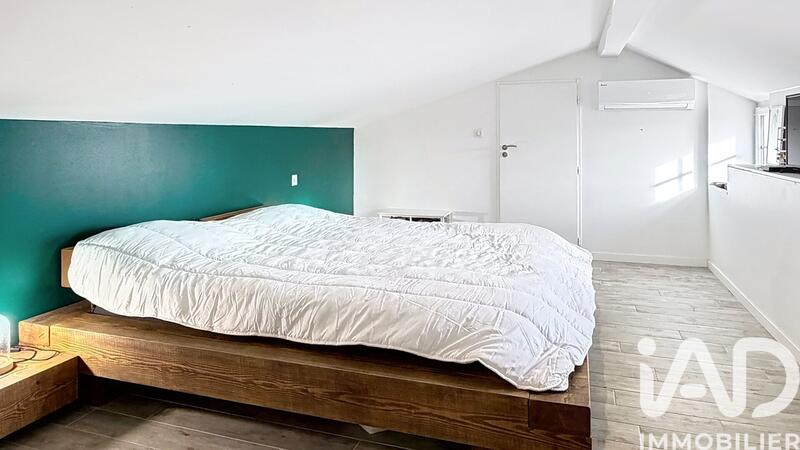 Maison - 181 m² - 9 pièces