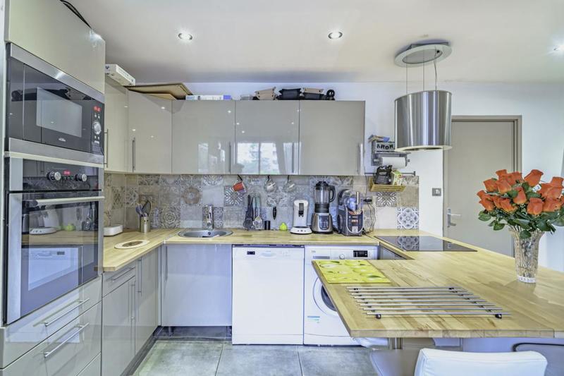 Appartement - 72 m² - 4 pièces