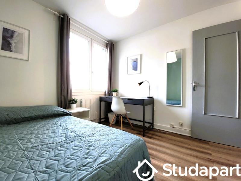 Chambre - 9 m² - 1 pièce