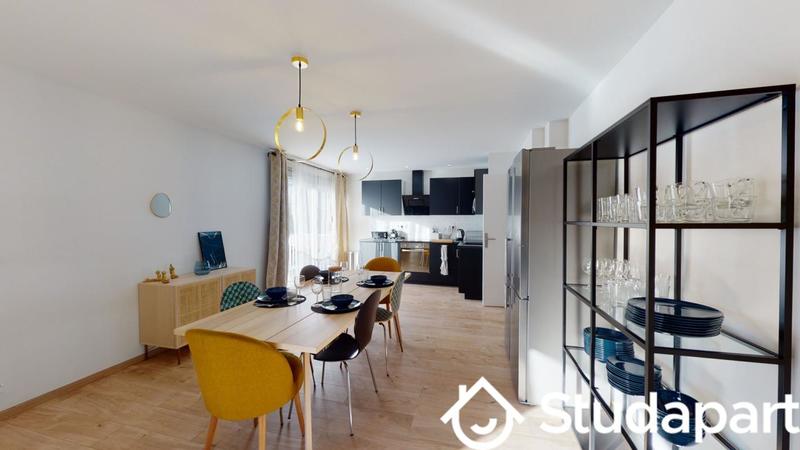 Chambre - 12 m² - 1 pièce