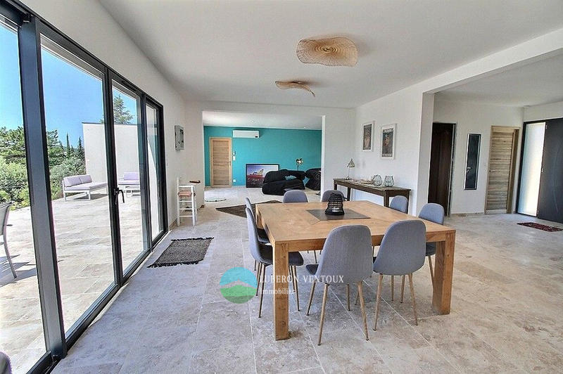 Maison - 185 m² - 6 pièces