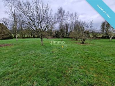 Terrain constructible - 1 627 m²