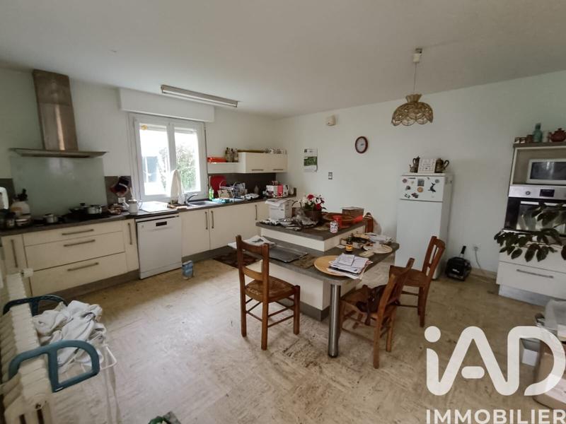 Maison - 185 m² - 8 pièces