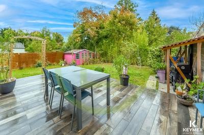 Maison - 136 m² - 6 pièces