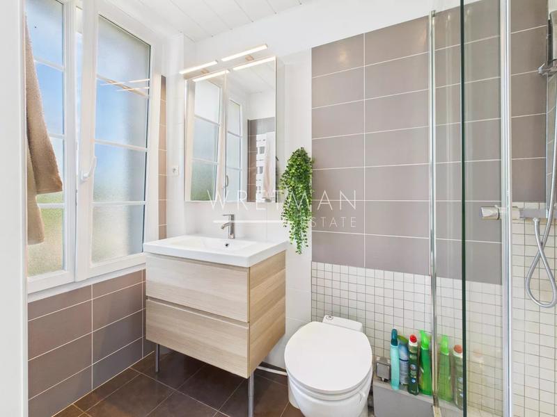 Maison - 183 m² - 5 pièces