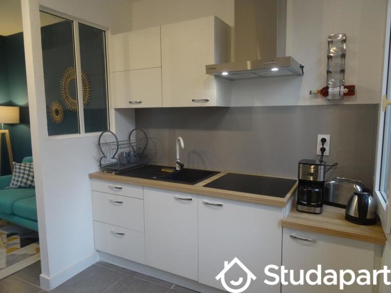 Chambre - 11 m² - 1 pièce