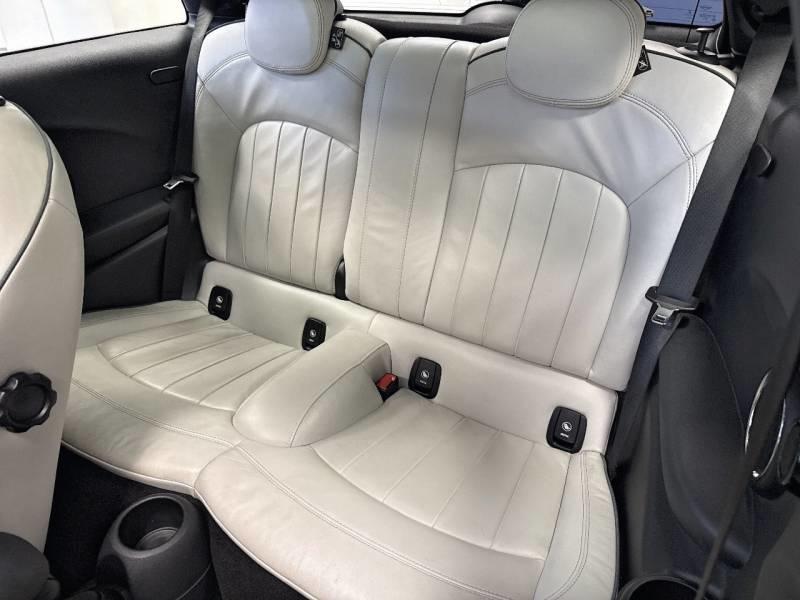 Mini Mini Hatch 3 Portes Cooper Sd 170 ch Bva8 Finition Red Hot Chili