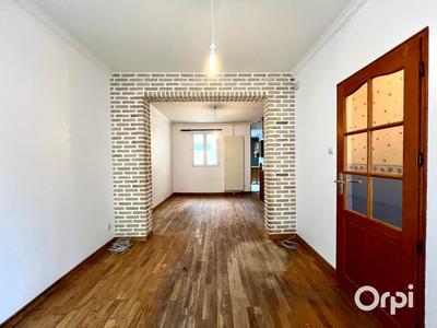 Maison de ville - 70 m² - 4 pièces