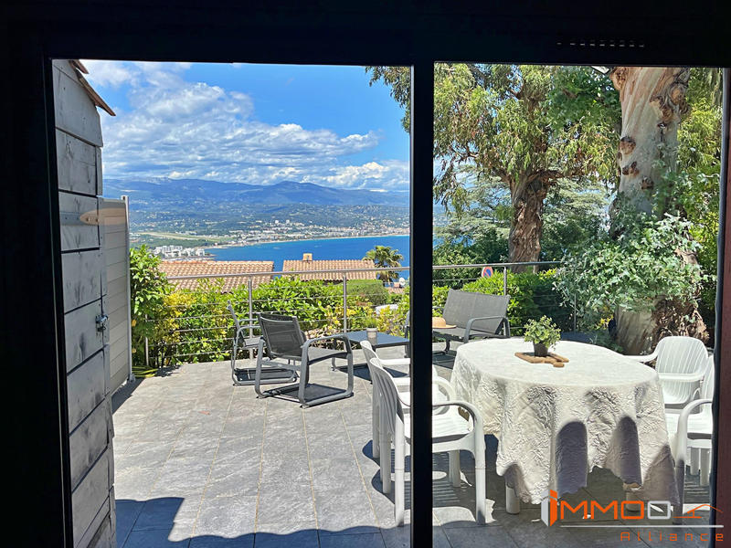 Maison traditionnelle - 60 m² - 4 pièces