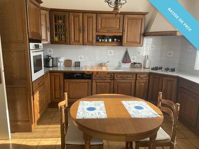 Maison - 151 m² - 7 pièces