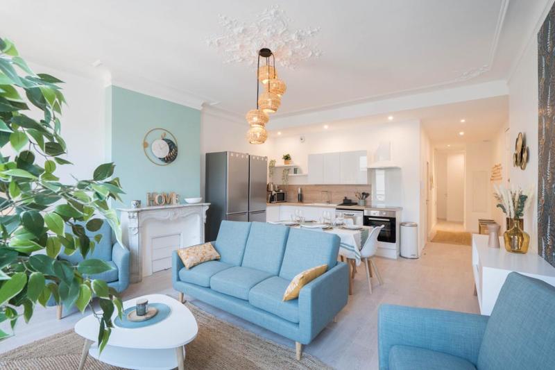 Appartement - 107 m² - 6 pièces