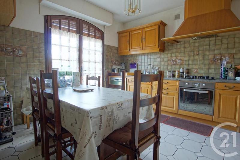 Pavillon - 137 m² - 6 pièces