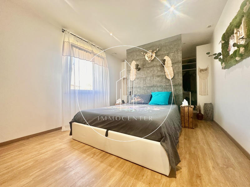 Villa - 190 m² - 7 pièces