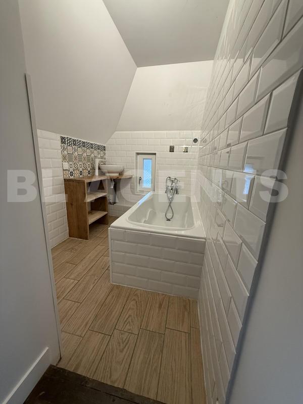 Maison de village - 91 m² - 4 pièces