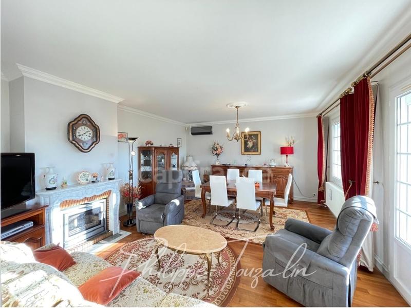 Maison - 152 m² - 8 pièces