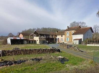 Corps de ferme - 167 m² - 6 pièces