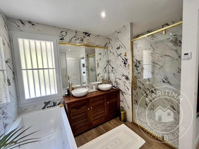 Villa - 120 m² - 5 pièces