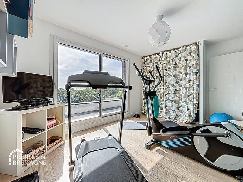 Villa - 221 m² - 8 pièces