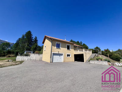 Maison - 106 m² - 5 pièces