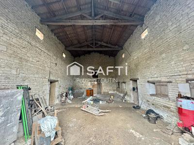 Maison - 228 m² - 3 pièces