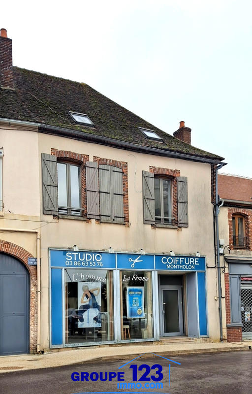 Immeuble - 145 m² - 3 pièces