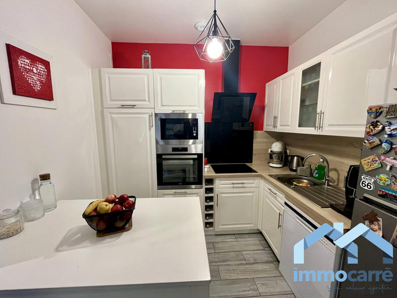 Maison - 90 m² - 5 pièces