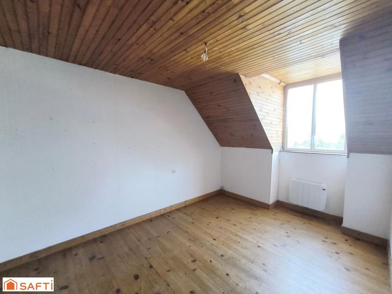 Maison - 138 m² - 9 pièces
