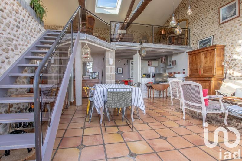 Maison - 183 m² - 5 pièces