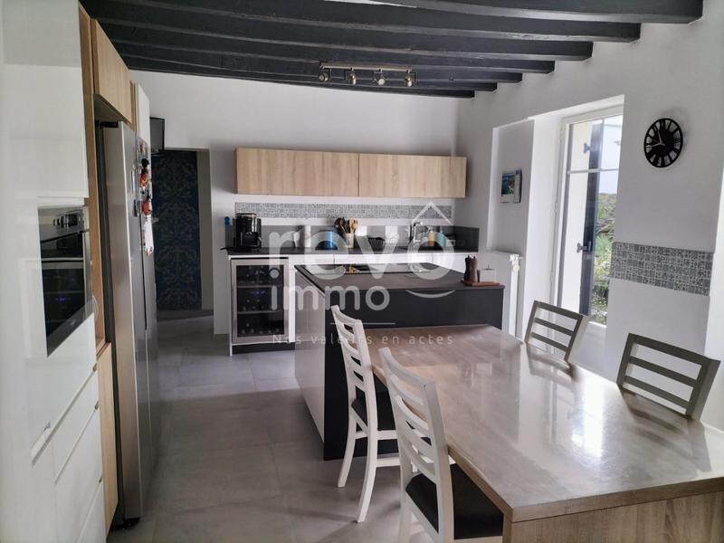 Longère - 200 m² - 8 pièces