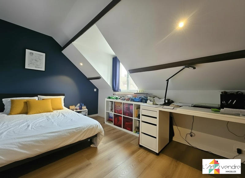 Maison - 156 m² - 8 pièces