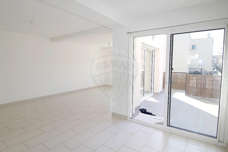 Maison - 169 m² - 8 pièces