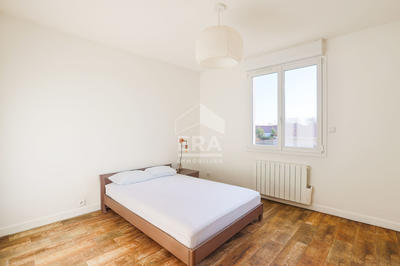 Maison - 80 m² - 5 pièces