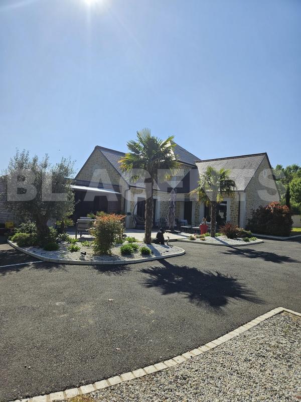 Maison contemporaine - 170 m² - 4 pièces