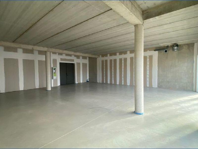 Local commercial - 115 m² - 1 pièce
