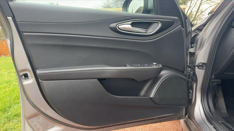 Alfa Romeo Giulia 2.2 Jtd 150 At8