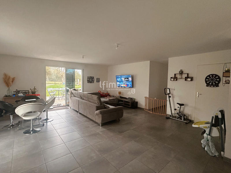 Maison - 90 m² - 4 pièces