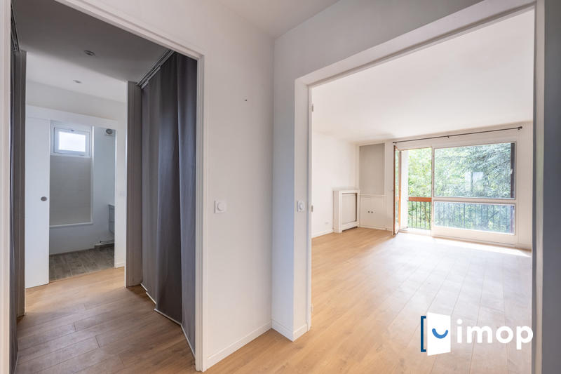 Appartement - 80 m² - 4 pièces