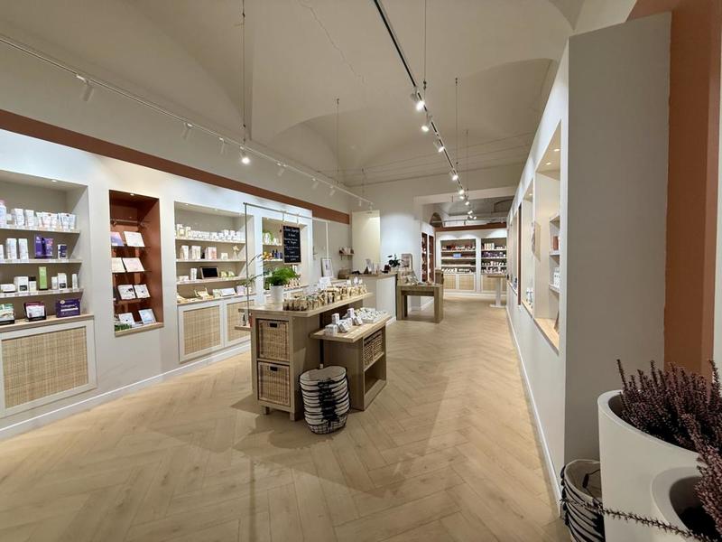 Local commercial - 108 m² - 3 pièces